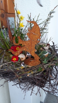 Schöner Edelrost-Wichtel mit Hufeisen
